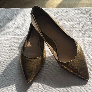 Sam Edelman Gold Croc-Embossed Flats